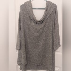 Torrid Off-Shoulder Super Soft Plush Sweatshirt Size 3